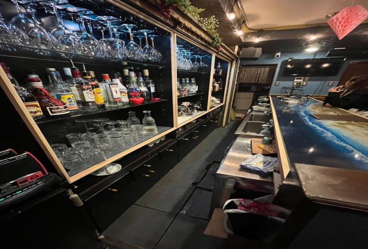 錦糸町駅徒歩4分　内装美麗なBAR居抜き店舗！